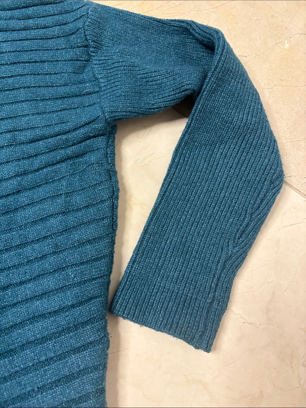 ⭐️ Suzy Shier Teal V-Neck Oversized Drop Stitch Ribbed Sweater - size Small - Picture 6 of 10
